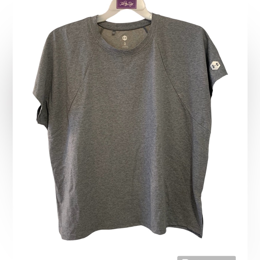 Under Armour | gray T shirt size XL